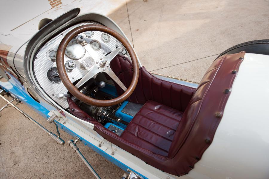 Интерьер Miller 91 Racing Car 1927 года  (фото 8 из 17)